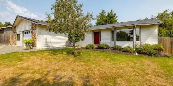 3707 Trumpeter