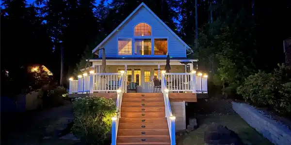 2030 Saint Andrews N