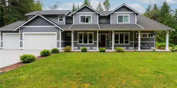 2617 233rd SE