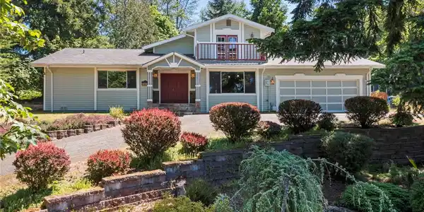 18600 Spring Lake SE