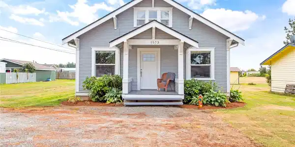 1573 Main
