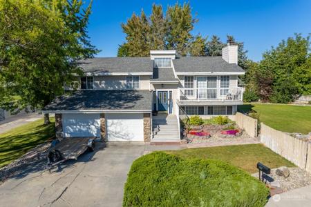 214 Belmont