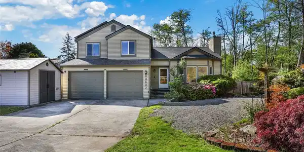 32607 46th Ct SW
