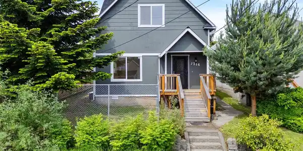 2314 Hosmer