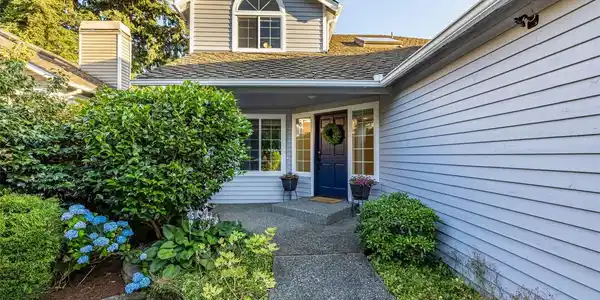 24221 SE 40th