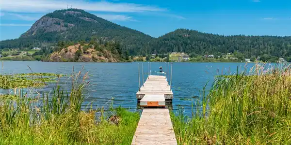5999 Campbell Lake