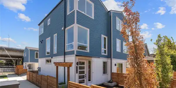 4070 5th NE