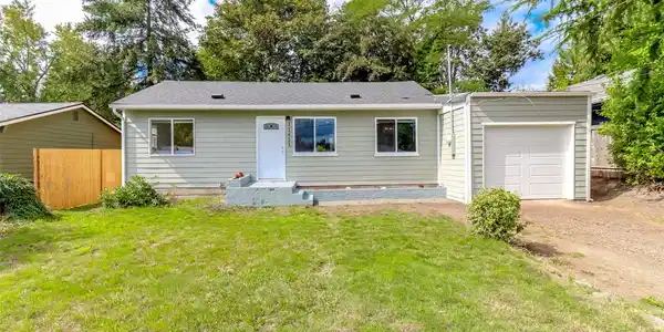 11415 11th SW