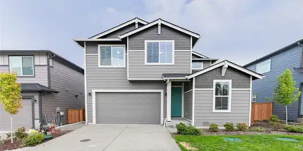 2012 Cantergrove Drive SE