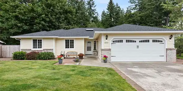 5919 Compton SE