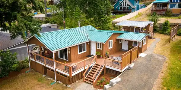 140 E Mason Lake E