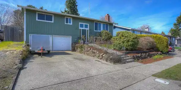 3134 Bennett