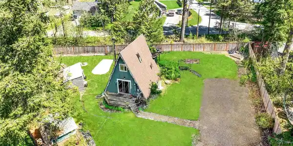 7954 Chisholm