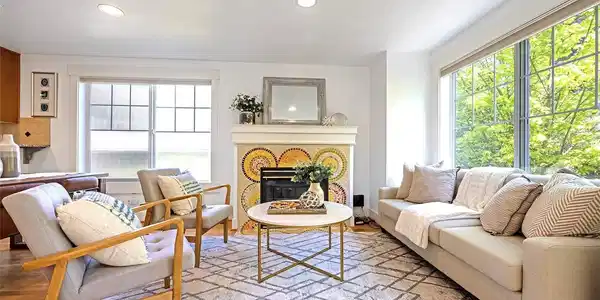 7552 12th NE