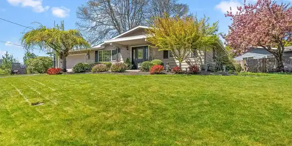 11410 94th Ave SW