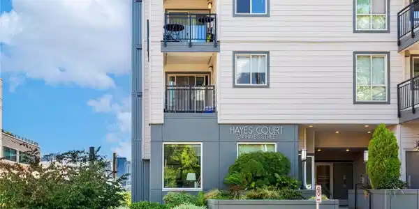 769 Hayes