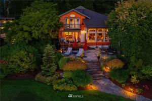 457 Lake Sammamish SE
