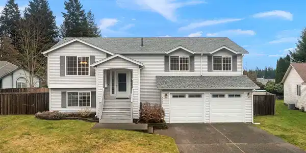 3604 Arbor SE