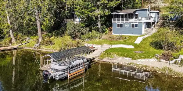 1610 Mason Lake W