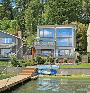 1120 Lake Sammamish NE