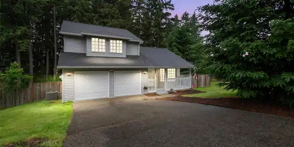 3625 Arbor SE