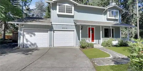 8913 107th SW