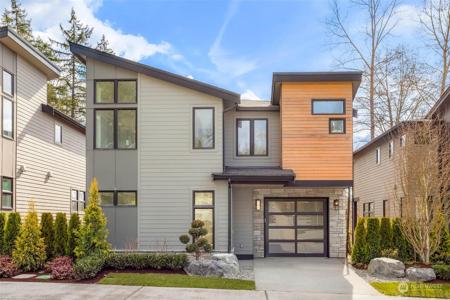 4295 216th SE