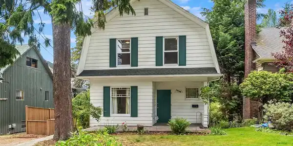 7025 16th NE