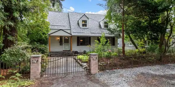 13738 Palatine N