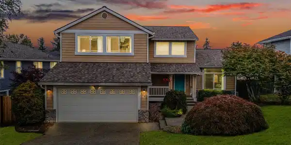 5207 Chinook NE