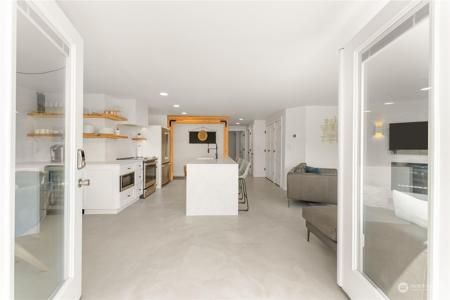808 Manson Hwy
