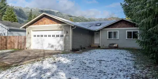 3072 Ridgeview