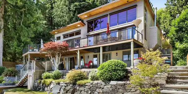374 Lake Samish