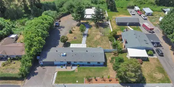 5604 114th E
