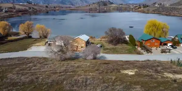 2125 Wapato Lake Road