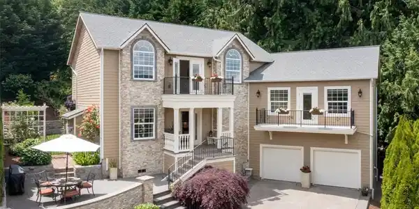 2721 Lake Whatcom