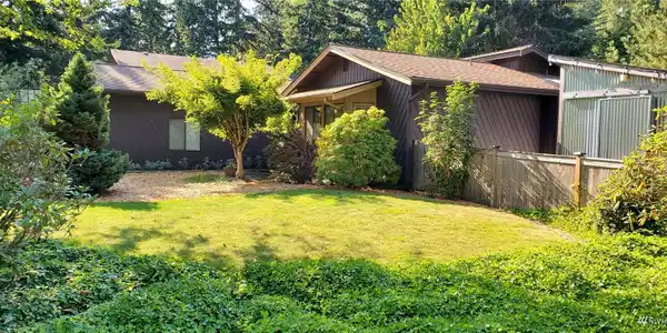 2255 Birch