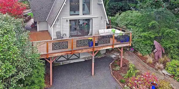426 Lochwood