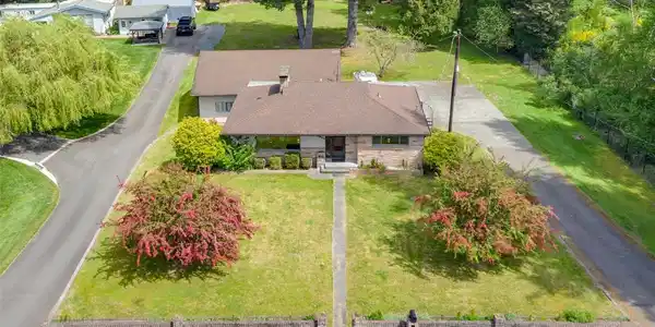 13411 Manor