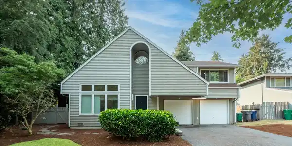 9513 117th NE