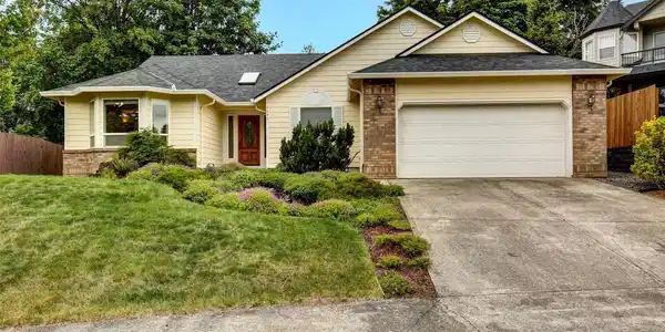 2035 Willow