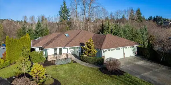 3927 145th SE