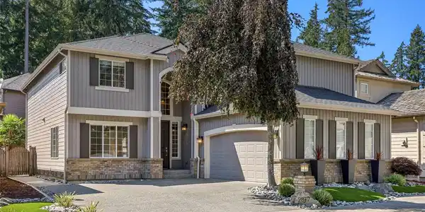 2817 257th SE