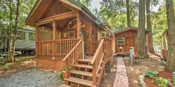 1546 Reservation SE