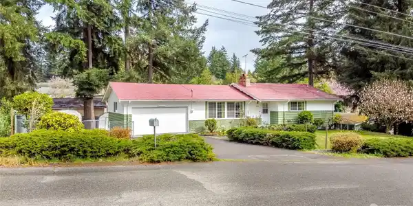 9215 109th SW
