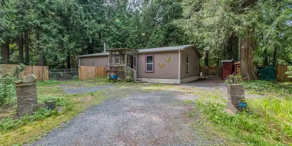542 Sprague Valley