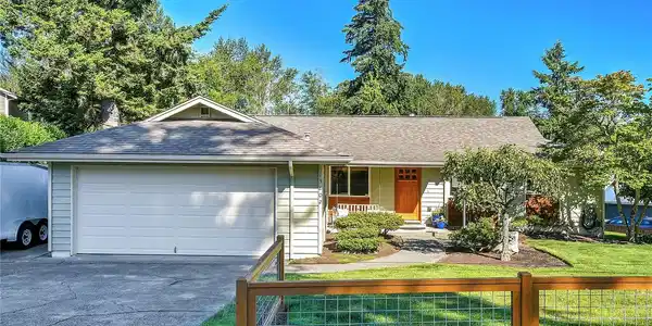 13802 20th W