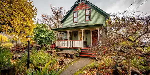 214 20th SW
