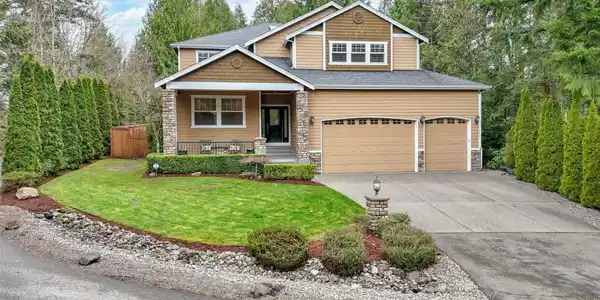 13935 197th SE