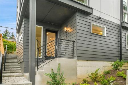 625 Emerson